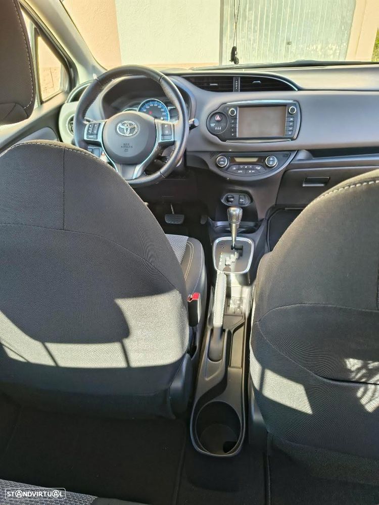 Toyota Yaris 1.5 HSD Comfort+P.Style - 20