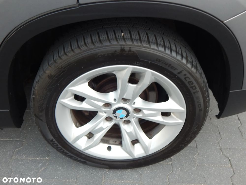 BMW X1 sDrive18i xLine - 23