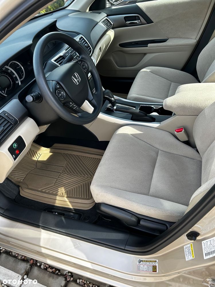 Honda Accord 2.4 LX - 6