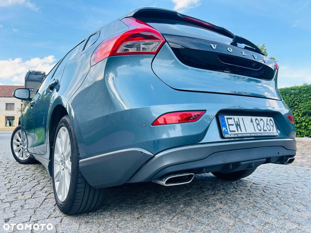 Volvo V40 D2 Kinetic - 9