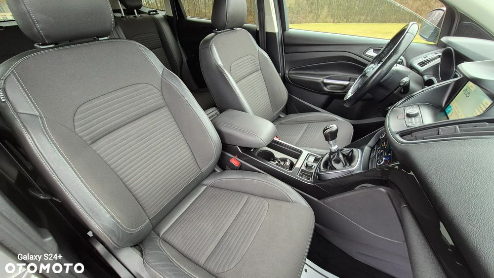 Ford Kuga 2.0 TDCi 2x4 Business Edition - 20