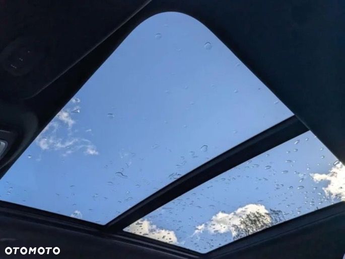 RAM 1500 5.7 Crew Cab Shortbed Laramie Black - 11