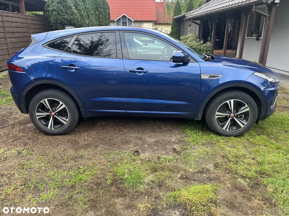 Jaguar E-Pace 2.0 D165 mHEV AWD R-Dynamic SE - 9