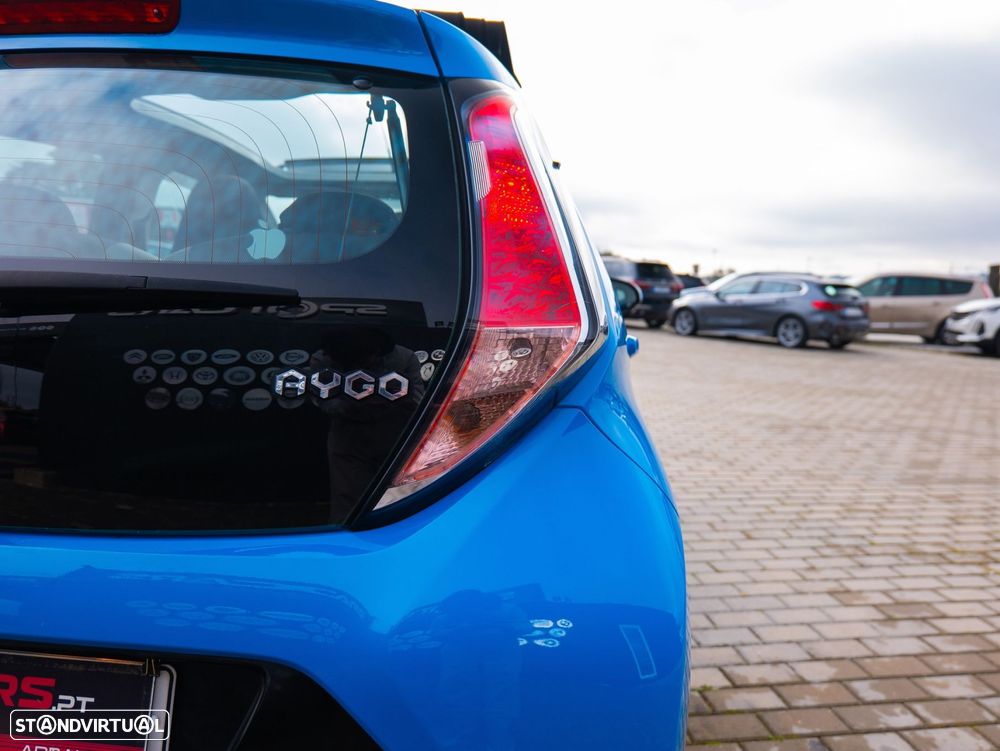 Toyota Aygo 1.0 X-Wave - 28