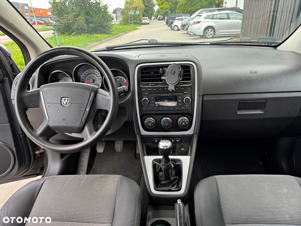 Dodge Caliber 2.0 SE - 19