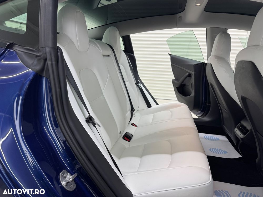 Tesla Model 3 Langstreckenbatterie Allradantrieb Dual Motor - 7