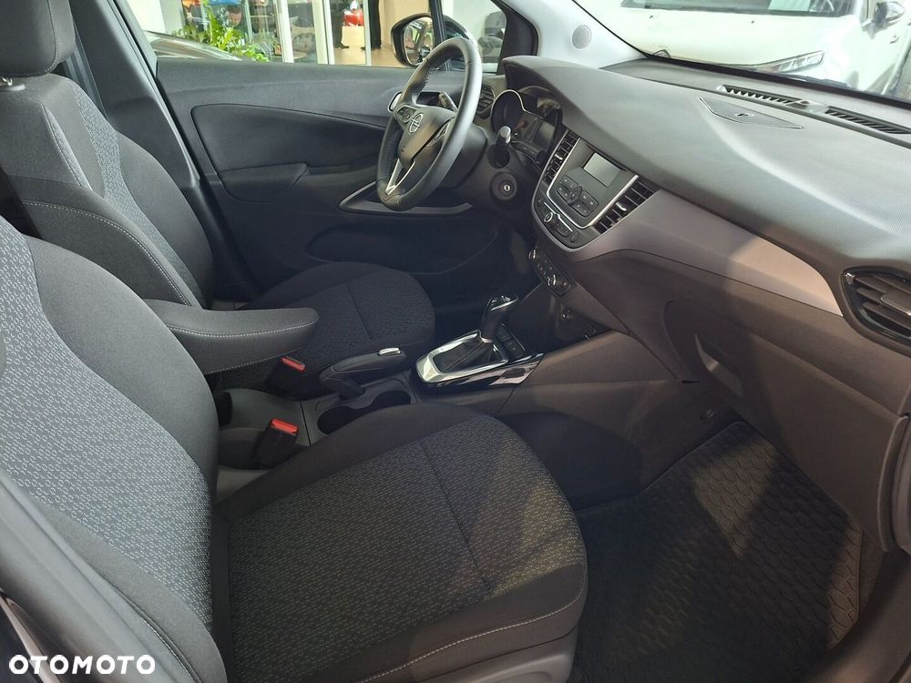Opel Crossland - 13