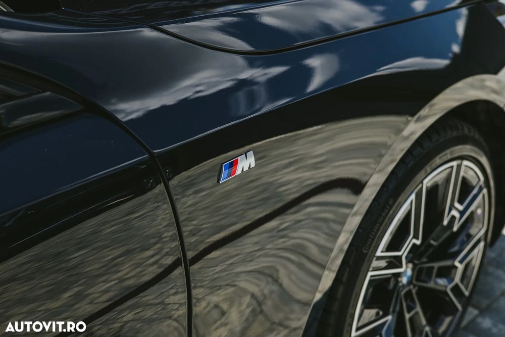 BMW i5 - 12