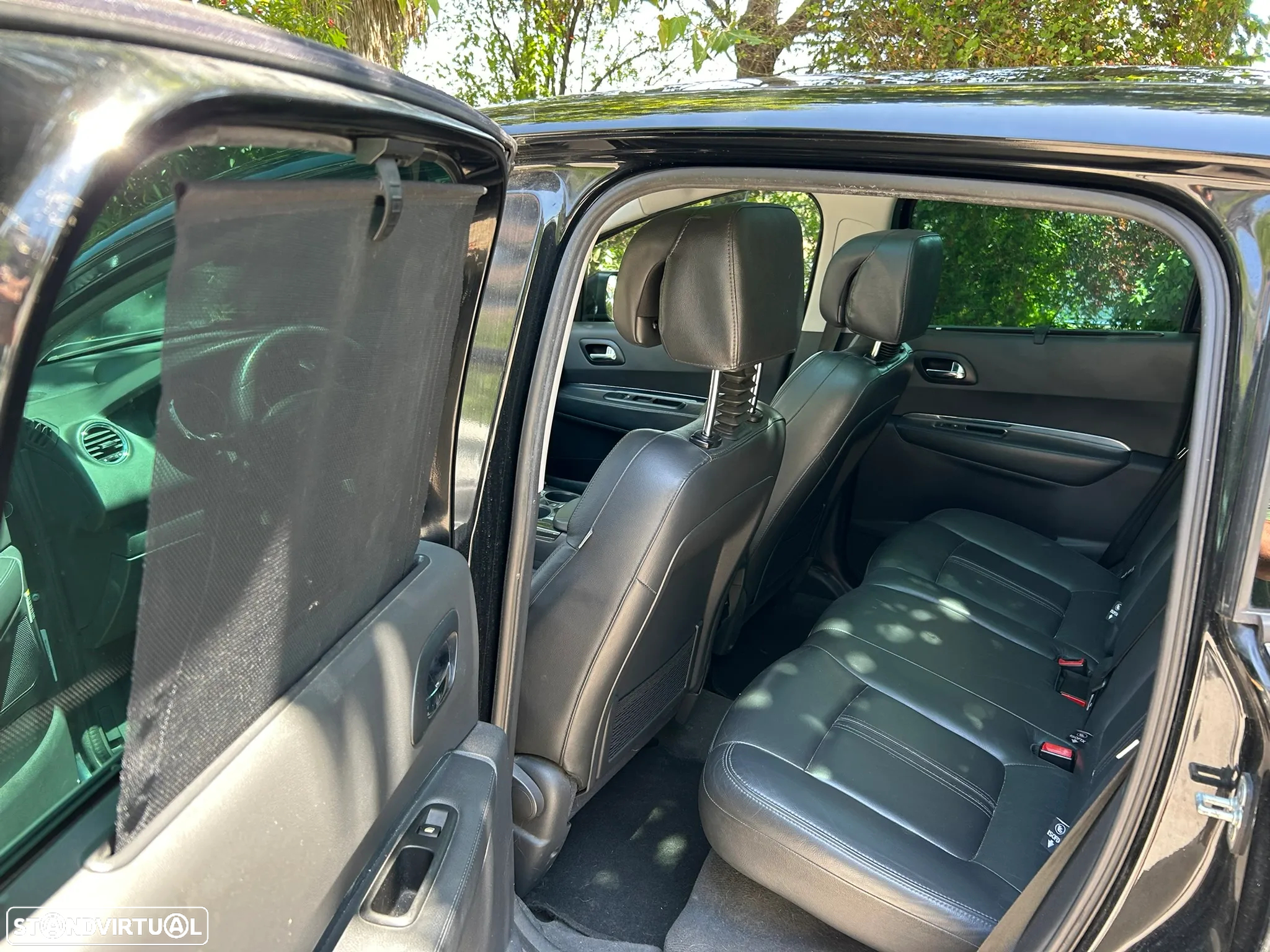 Peugeot 3008 1.6 HDi Premium - 19