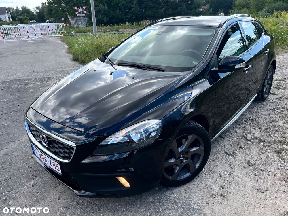 Volvo V40 Cross Country - 3