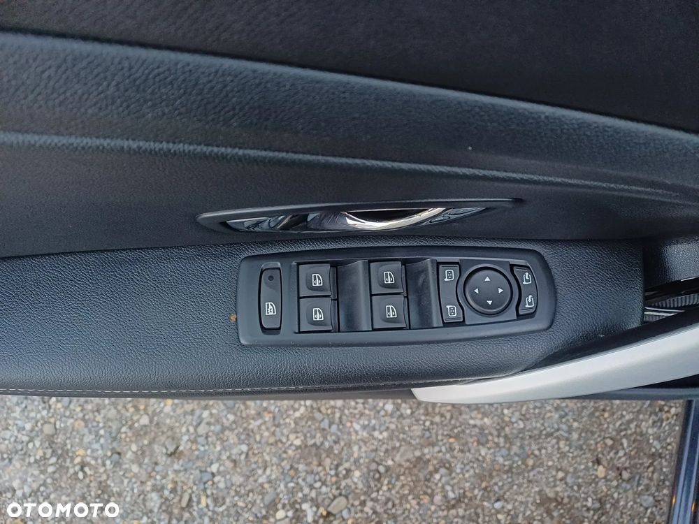 Renault Megane Grandtour TCe 130 BOSE Edition - 17