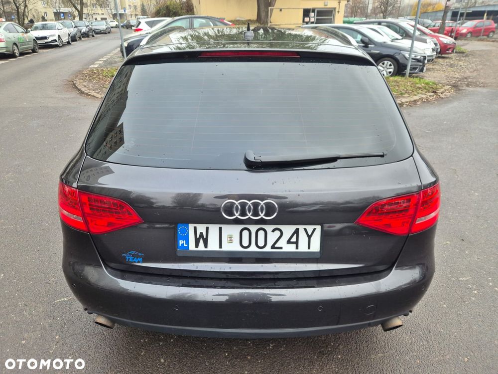 Audi A4 Avant 2.0 TDI DPF multitronic S line Sportpaket - 12