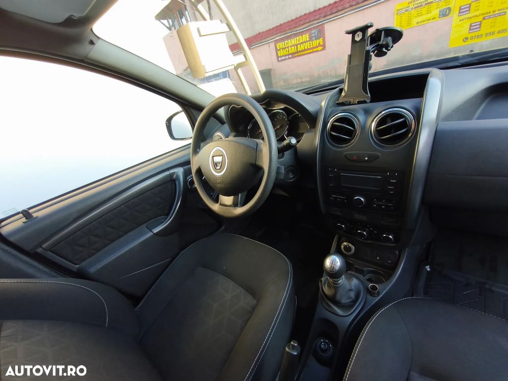 Dacia Duster 1.5 dCi 4x4 Laureate - 14
