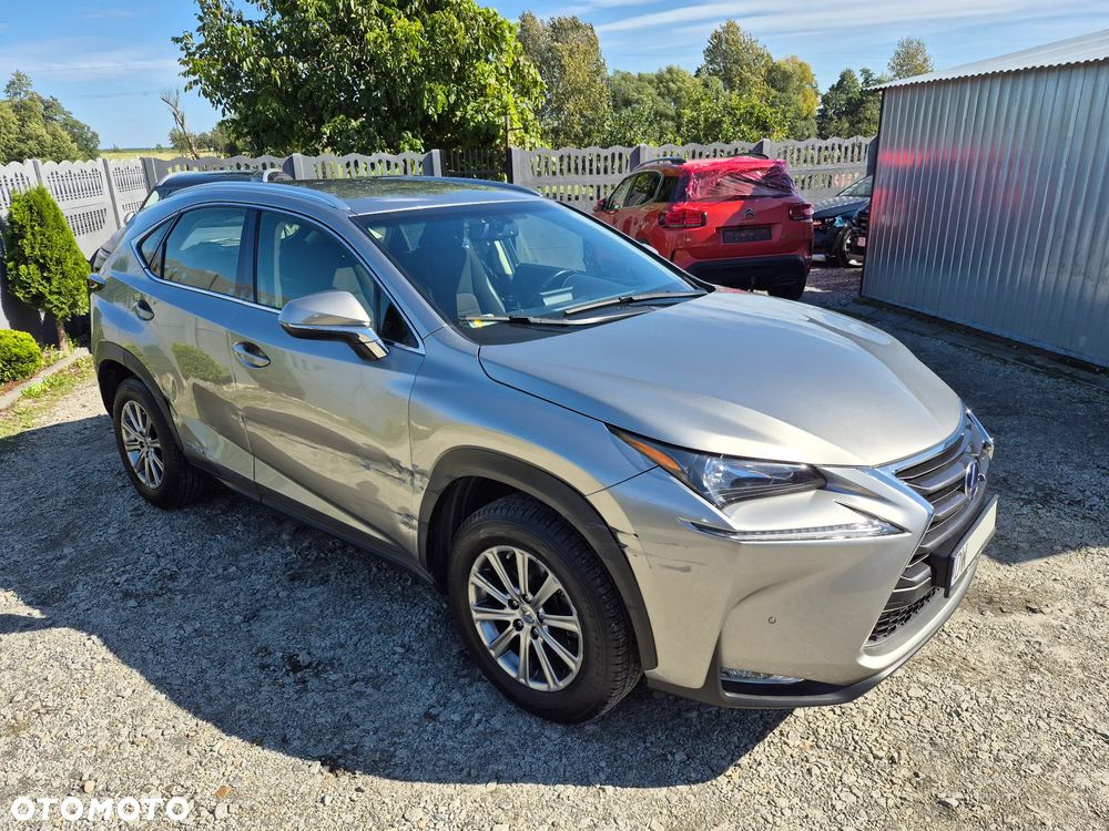 Lexus NX 300h Elite AWD - 3
