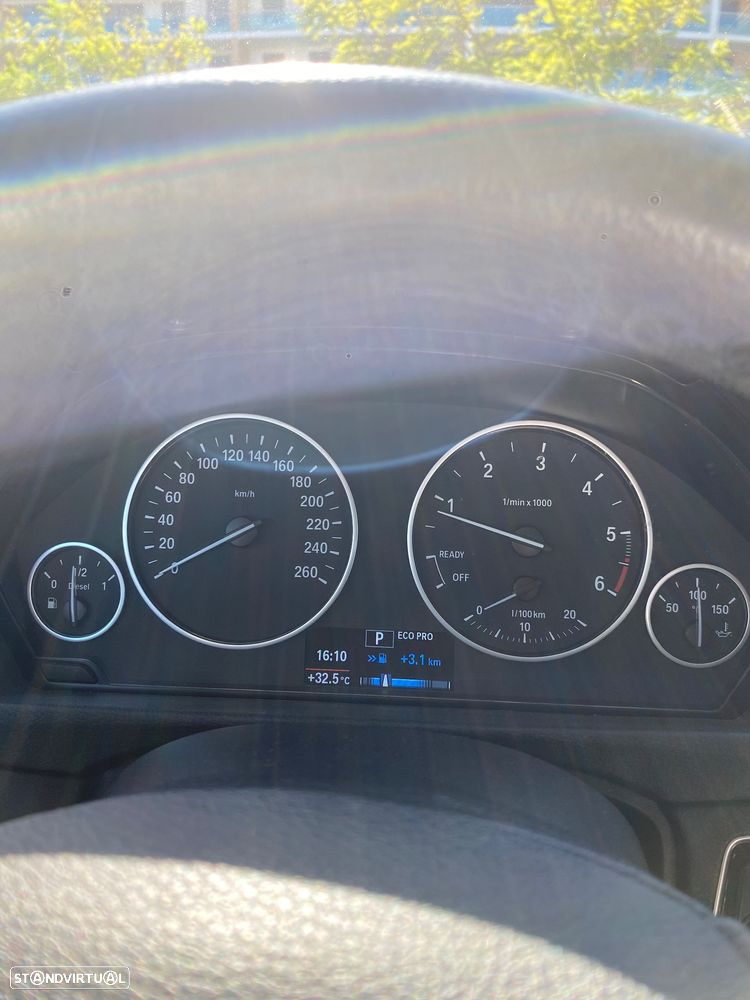 BMW 318 d Ultimate Auto - 6
