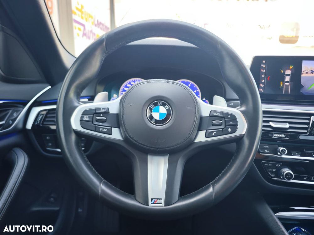 BMW Seria 5 520d AT - 28