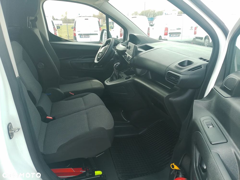 Peugeot Partner Proace Berlingo Combo Doblo L2 Izoterma Chłodnia Salon PL półka Inox 3 osoby - 11