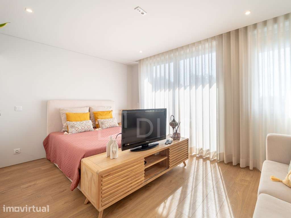Apartamento T0 com varanda, garagem e arrumos em Matosinhos - Grande imagem: 5/37
