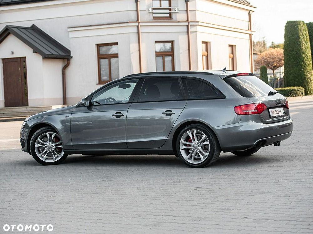 Audi A4 Avant - 13