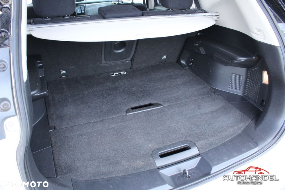 Nissan X-Trail - 25
