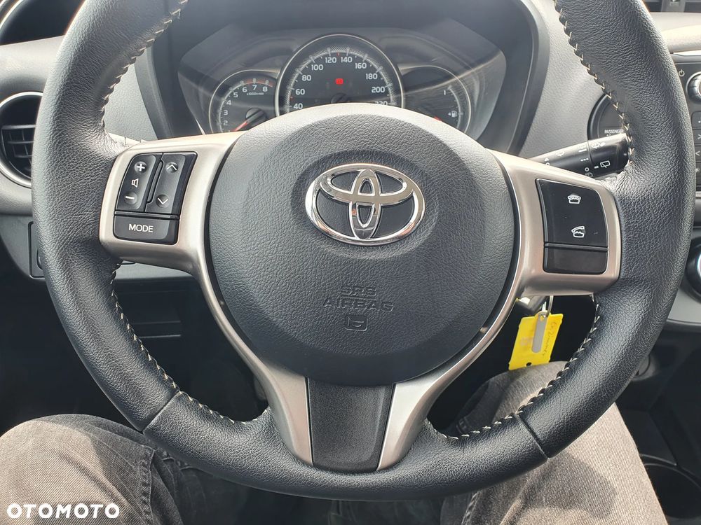 Toyota Yaris 1.33 VVT-i Comfort - 16