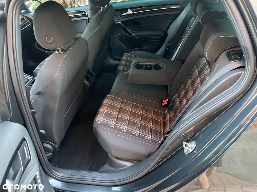 Volkswagen Golf 2.0 TDI BMT GTD DSG - 12