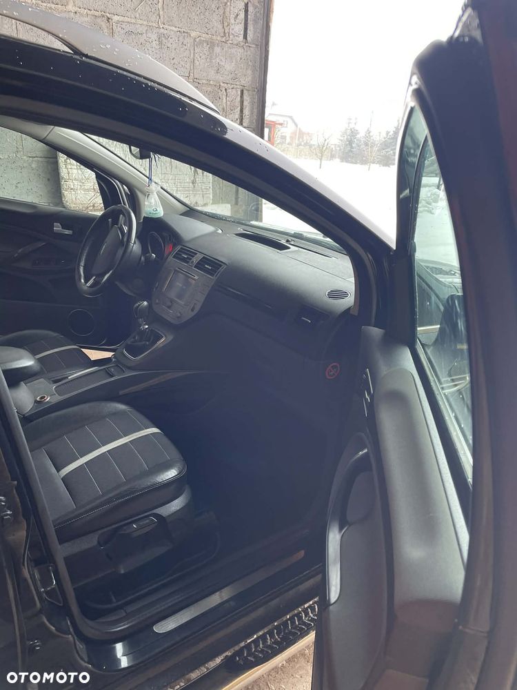 Ford Kuga 2.0 TDCi 4x4 Titanium - 11