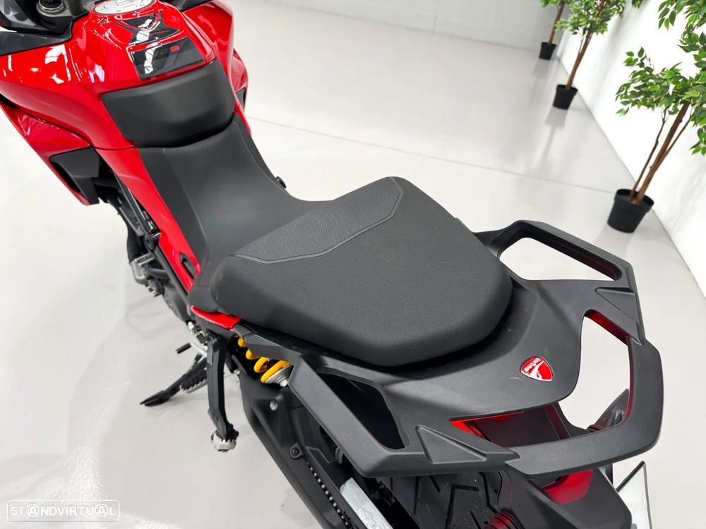 Ducati Multistrada V2 S - 13