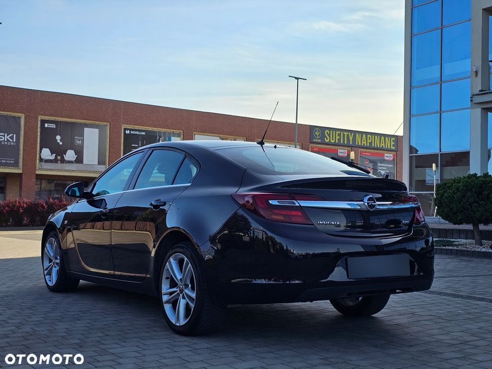 Opel Insignia 2.0 CDTI - 4