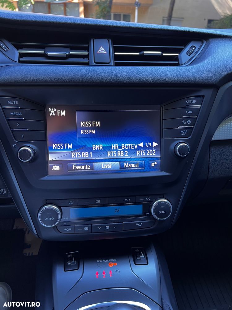 Toyota Avensis 2.0 D-4D Executive - 19