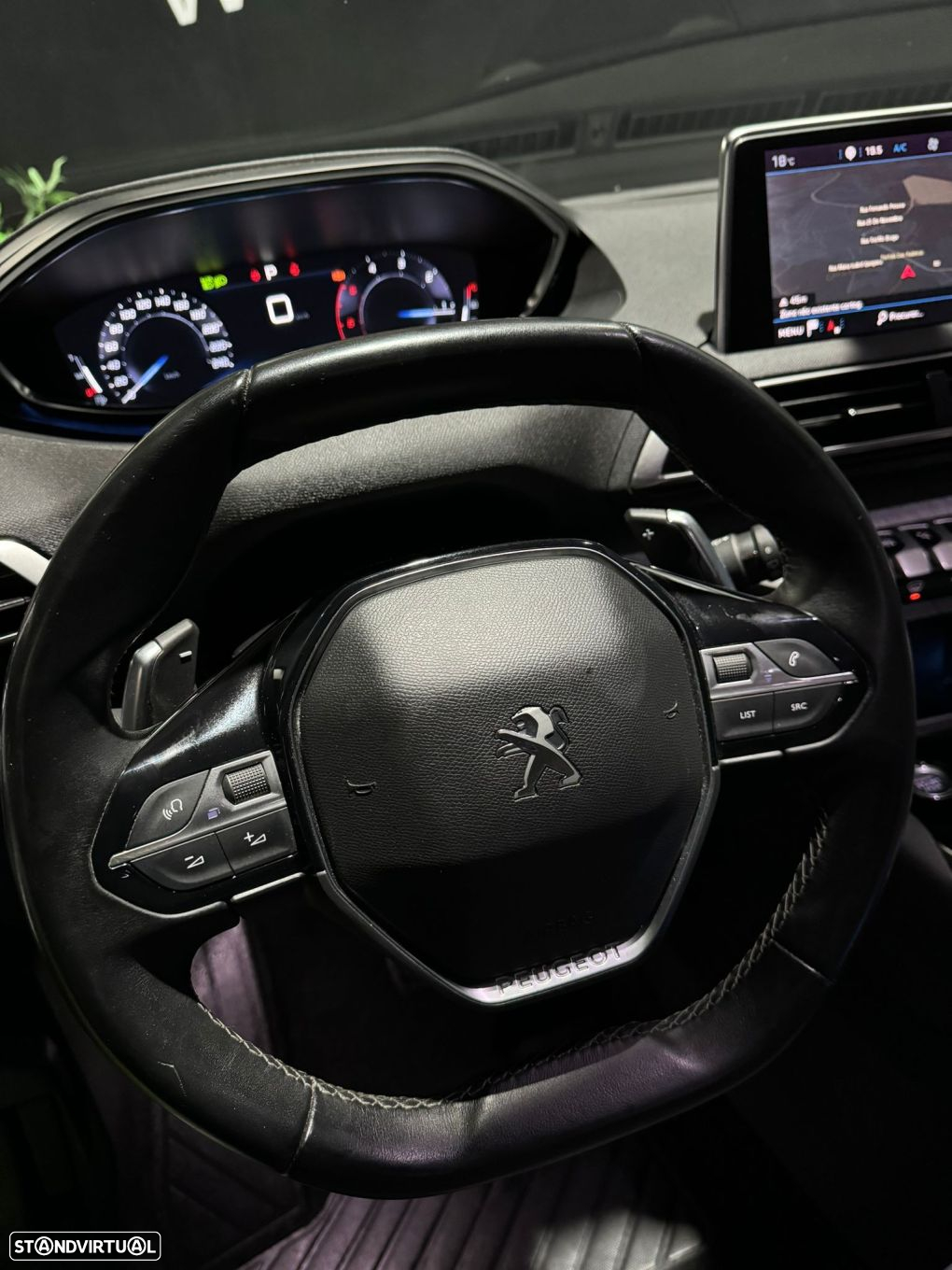 Peugeot 5008 1.5 BlueHDi Allure EAT8 - 52