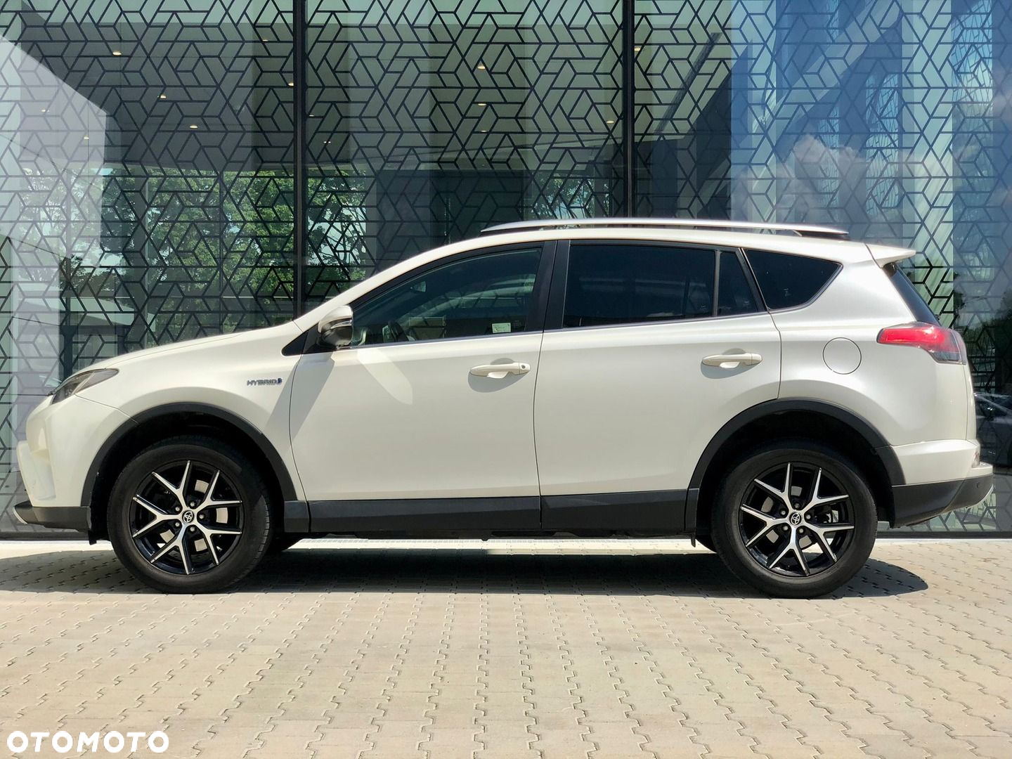 Toyota RAV4 - 3