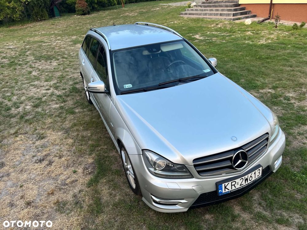 Mercedes-Benz Klasa C 300 CDI 4Matic 7G-TRONIC Avantgarde Edition - 4