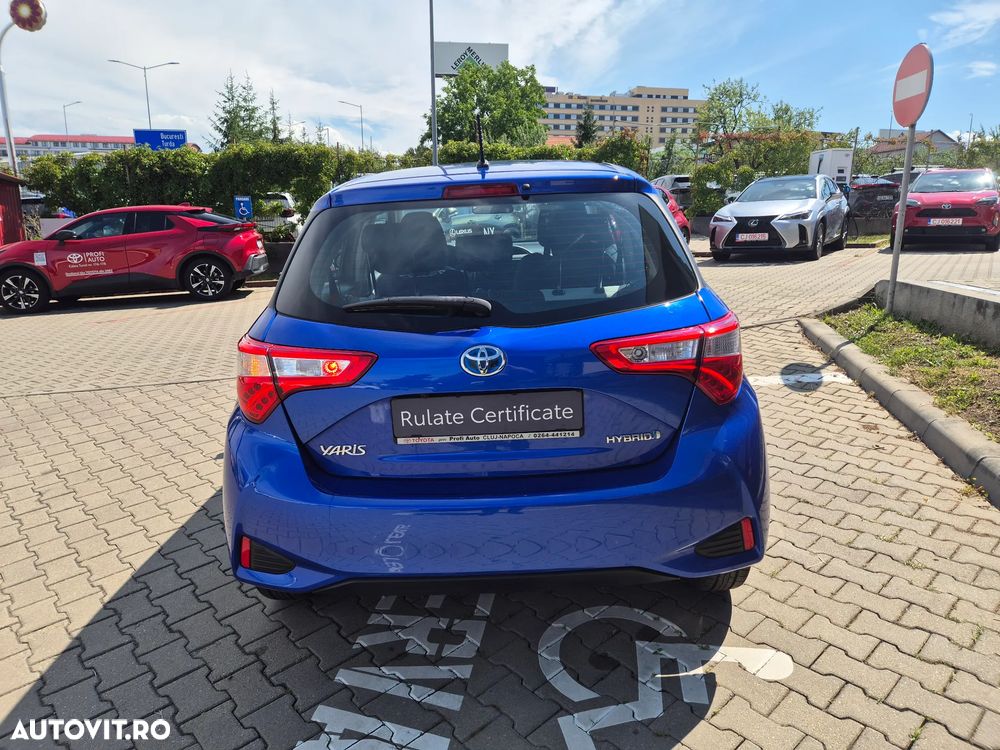 Toyota Yaris 1.5 VVT-i HSD Luna - 8