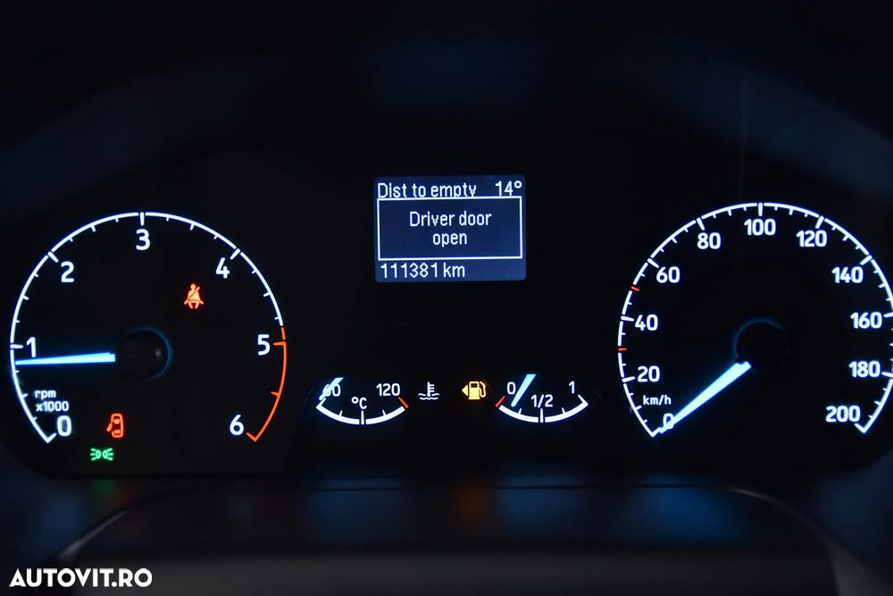 Ford Transit Custom - 10