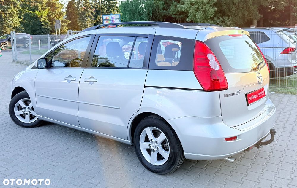 Mazda 5 2.0 Exclusive + - 26