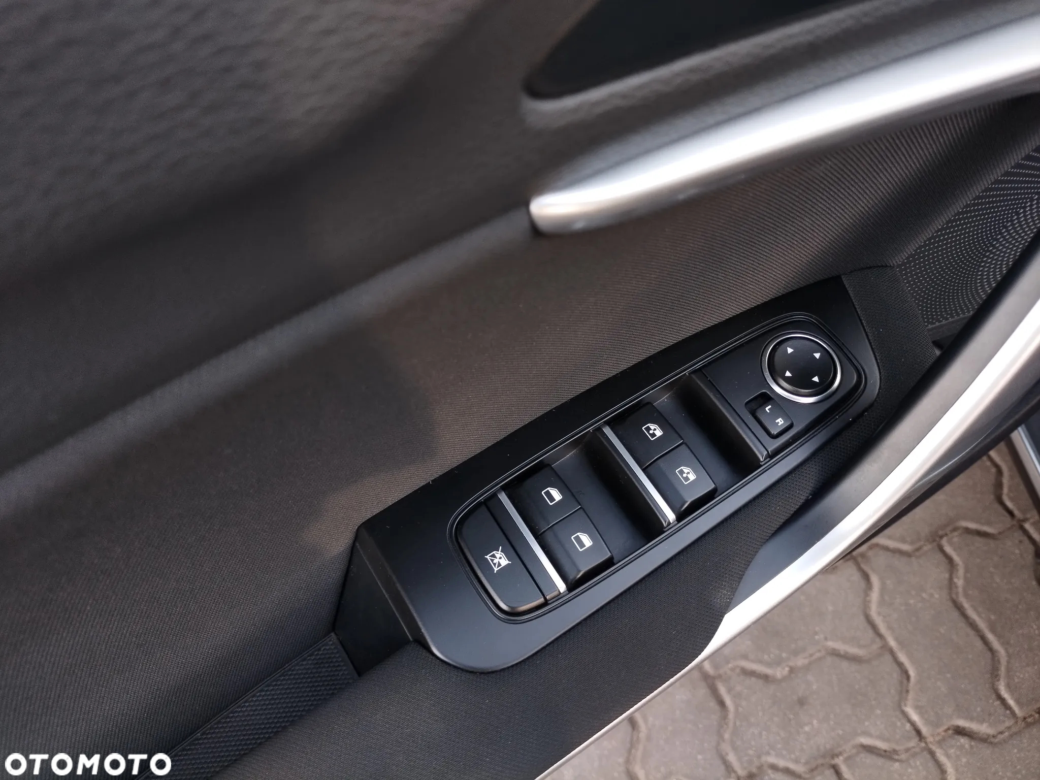 Kia XCeed 1.5 T-GDI M - 13