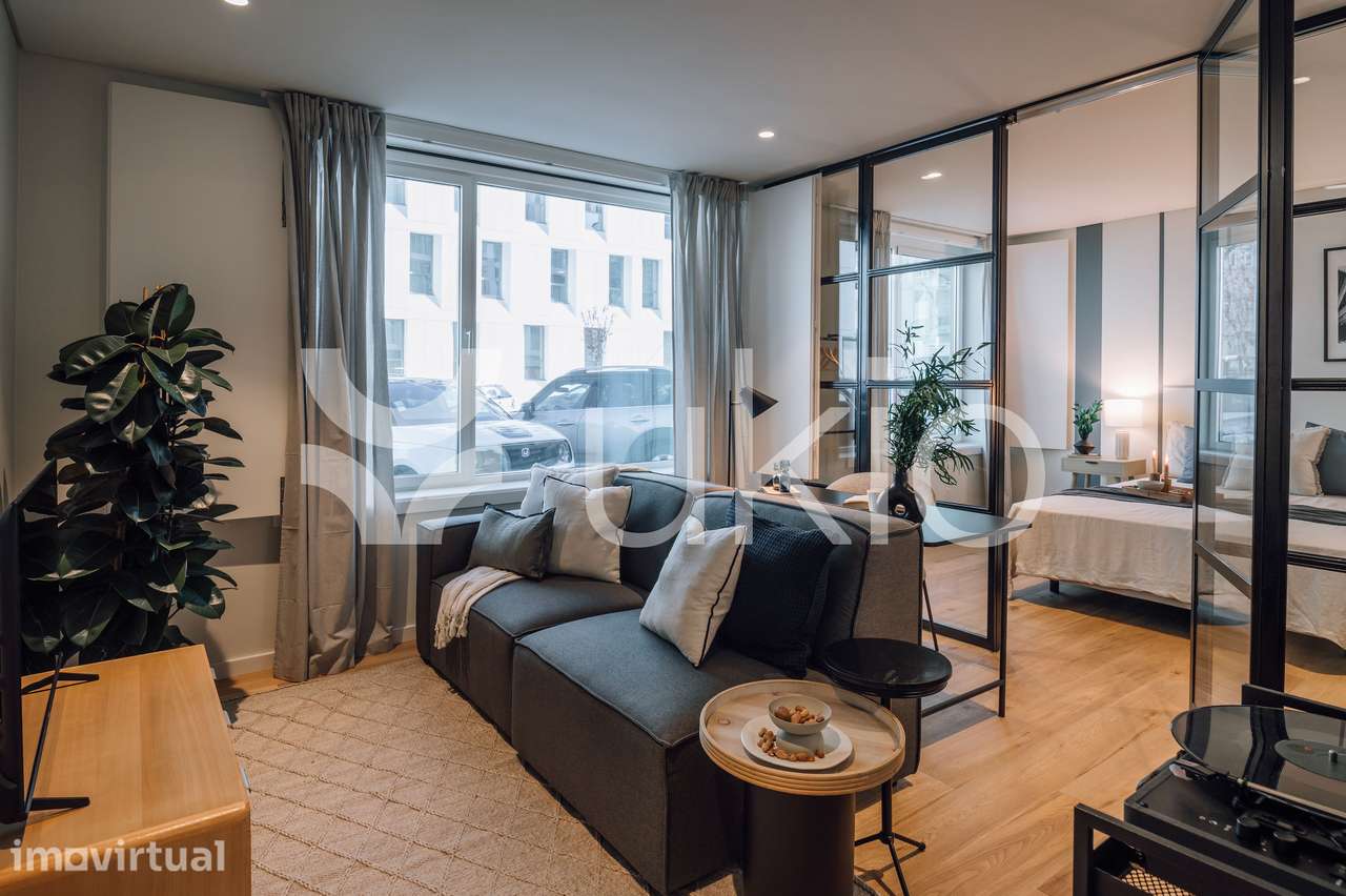 Apartamento T1 em Av. de Roma - Campo Pequeno - Grande imagem: 2/24