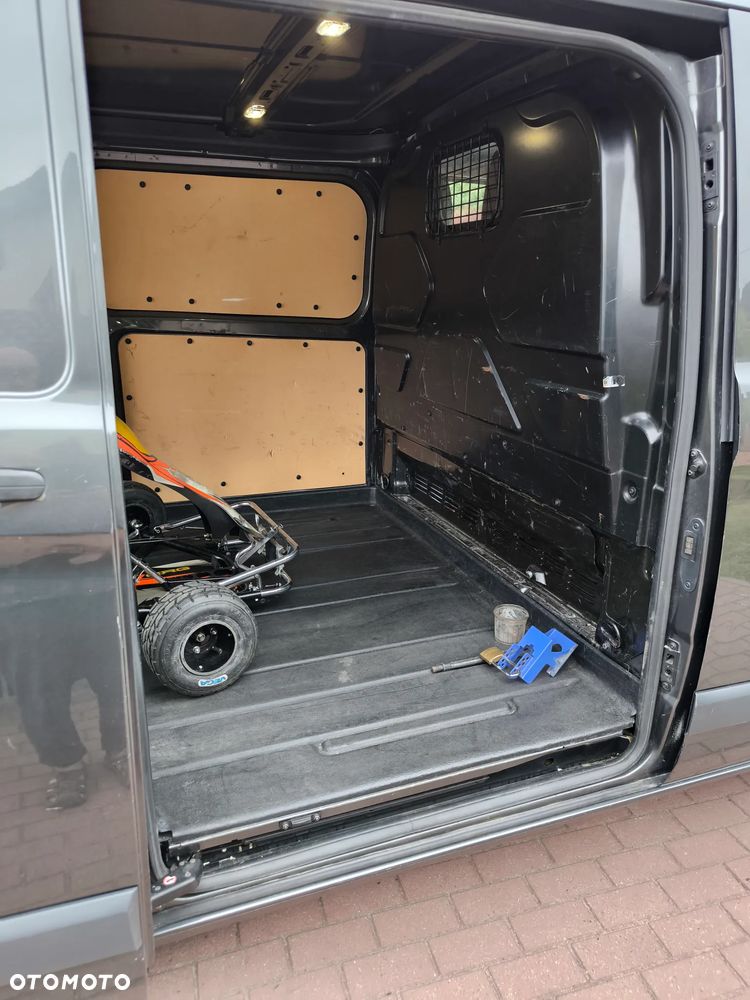 Ford Transit Custom - 21