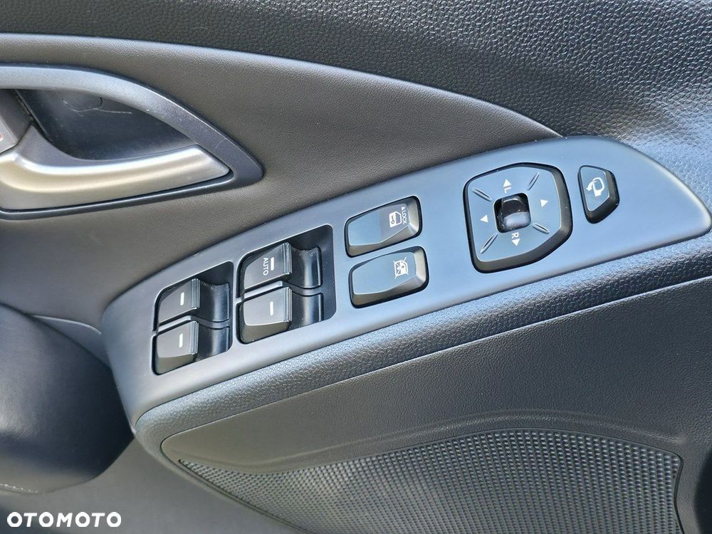 Hyundai ix35 - 22