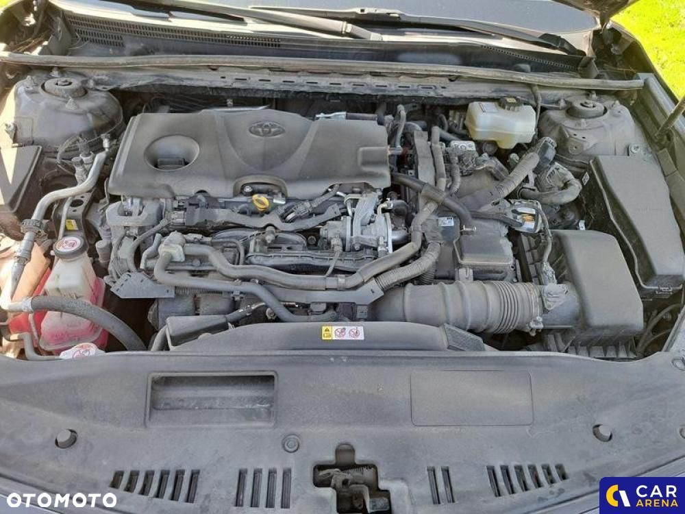 Toyota Camry - 20