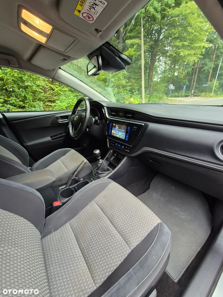 Toyota Auris 1.2 T Prestige - 7