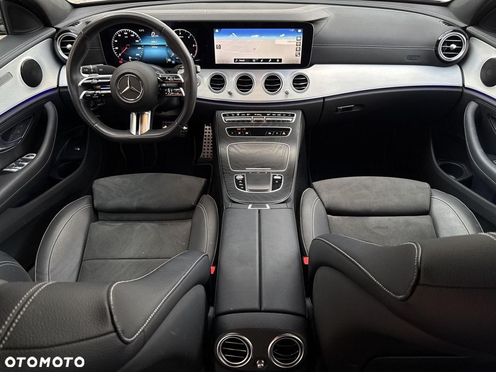 Mercedes-Benz Klasa E - 11