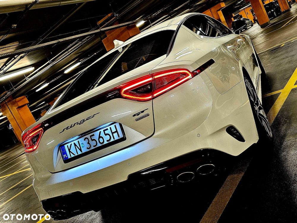 Kia Stinger 3.3 T-GDI AWD GT - 2