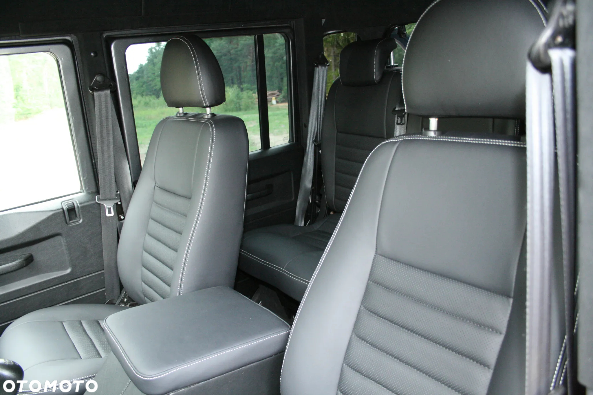 Land Rover Defender 110 2.2TD4 CrewCab SE - 12