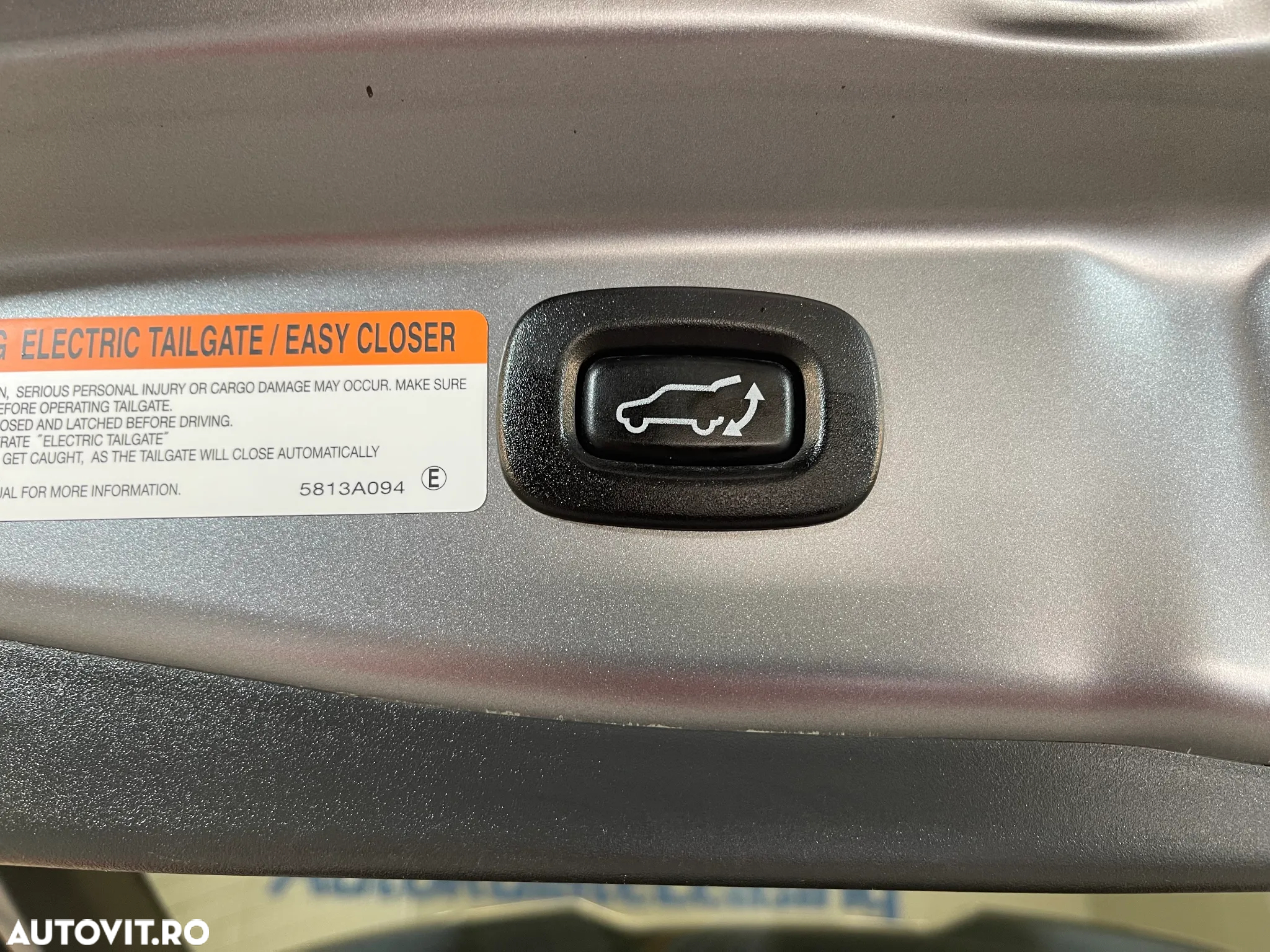 Mitsubishi Outlander 2.4 4WD Plug-In Hybrid Top - 21