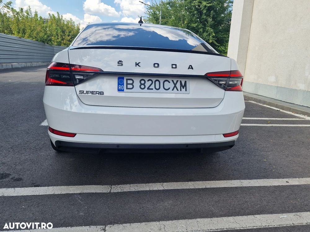 Skoda Superb 2.0 TDI DSG Ambition - 2
