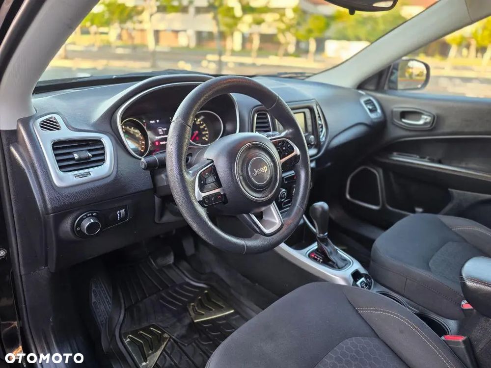 Jeep Compass - 13