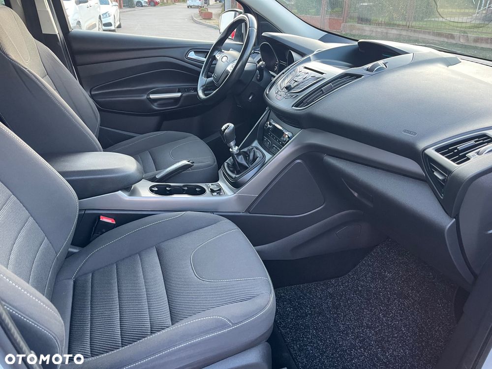 Ford Kuga 2.0 TDCi 4x2 Trend - 8
