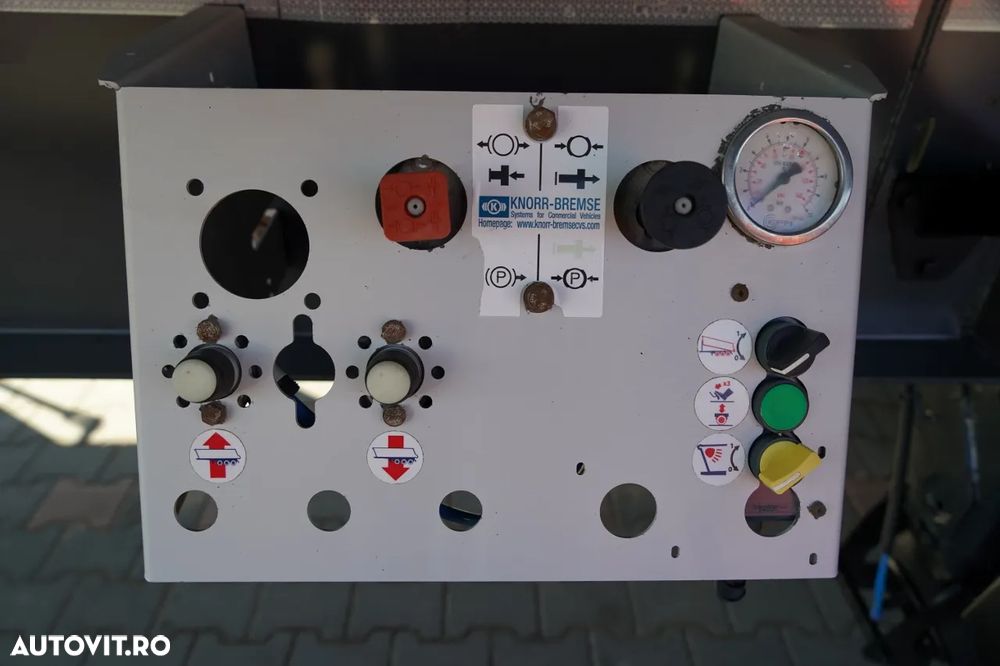 Inter Cars BASCULATOR 62 M3 / ALUMINIU / AXĂ RIDICATĂ / - 21